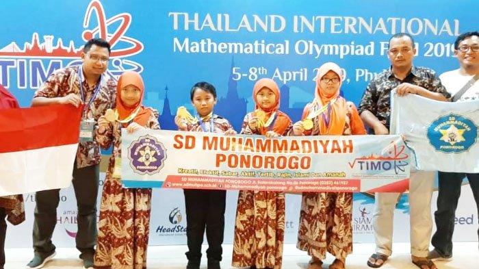 4 Siswa SD Muhammadiyah Berprestasi pada Olimpiade Matematika di Thailand